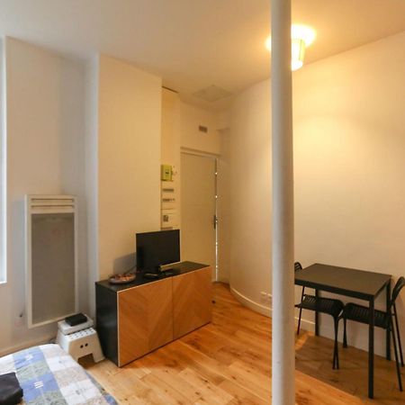 Nice And Comfortable Studio Apartment 巴黎 外观 照片