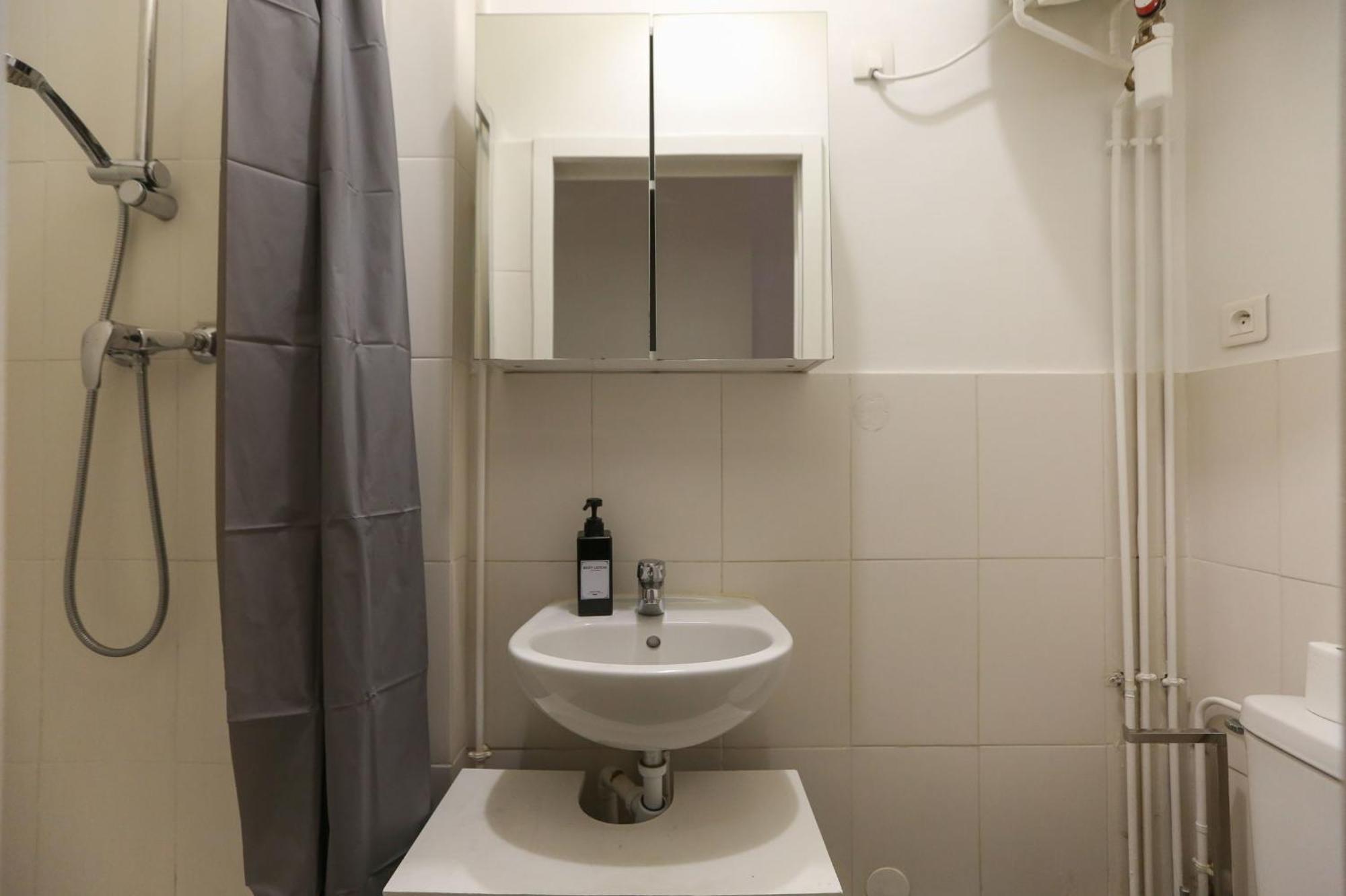 Nice And Comfortable Studio Apartment 巴黎 外观 照片