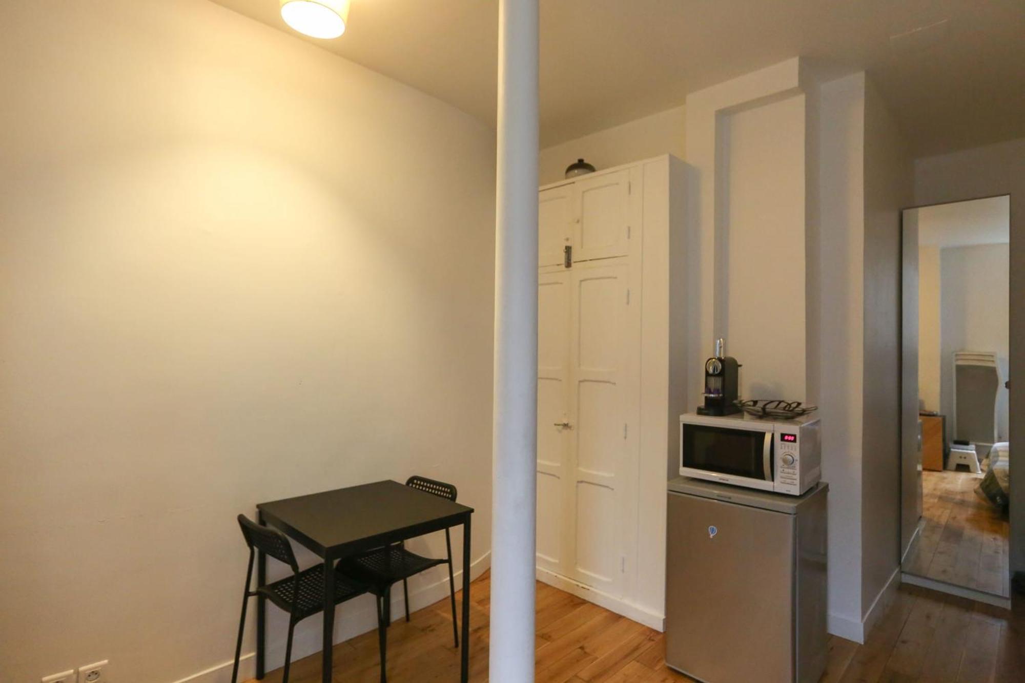 Nice And Comfortable Studio Apartment 巴黎 外观 照片